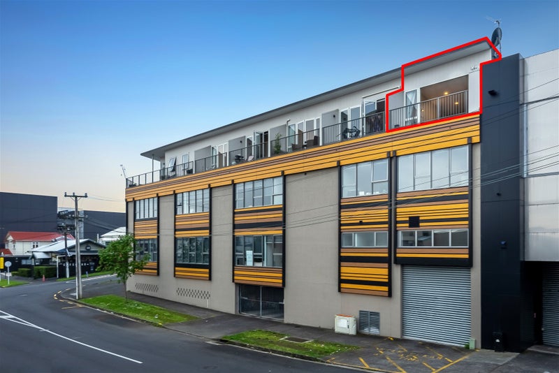 7/26 Crummer Road, Grey Lynn, Auckland - Carousel 2