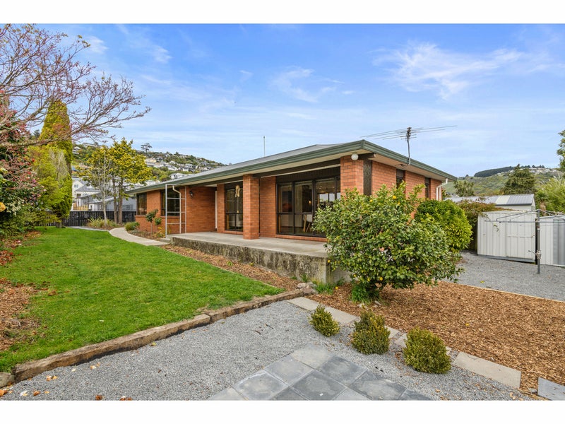105 Centaurus Road, Huntsbury, Christchurch - Carousel 19
