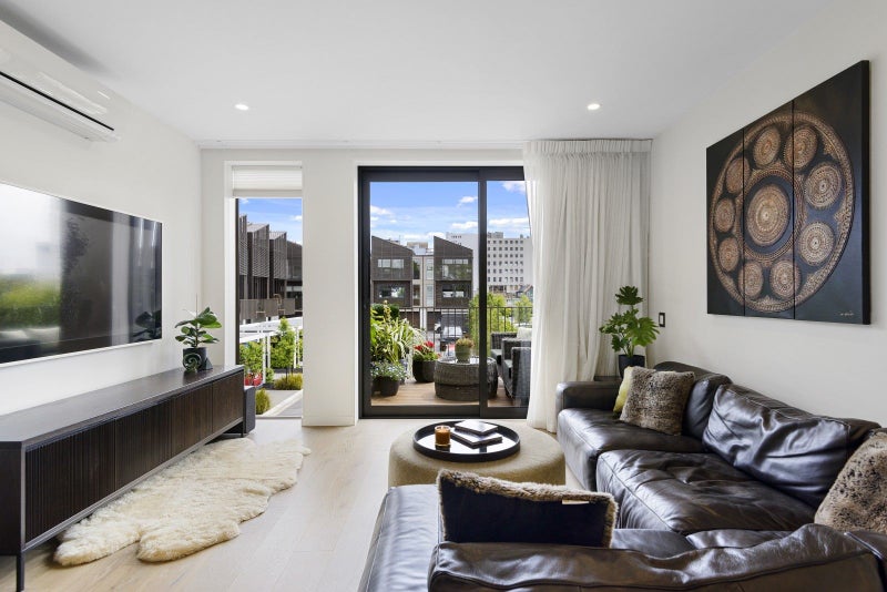 14/197 Hereford Street, Christchurch Central, Christchurch - Carousel 2