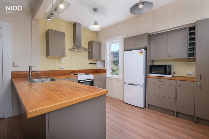 11 Antrim Street, Normanby, Dunedin - Carousel 2