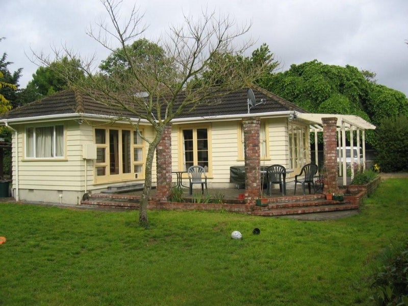 94 Winters Road, Redwood, Christchurch - Carousel 2