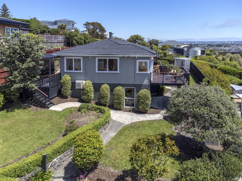 51 Marama Crescent, Mount Pleasant, Christchurch - Carousel 2