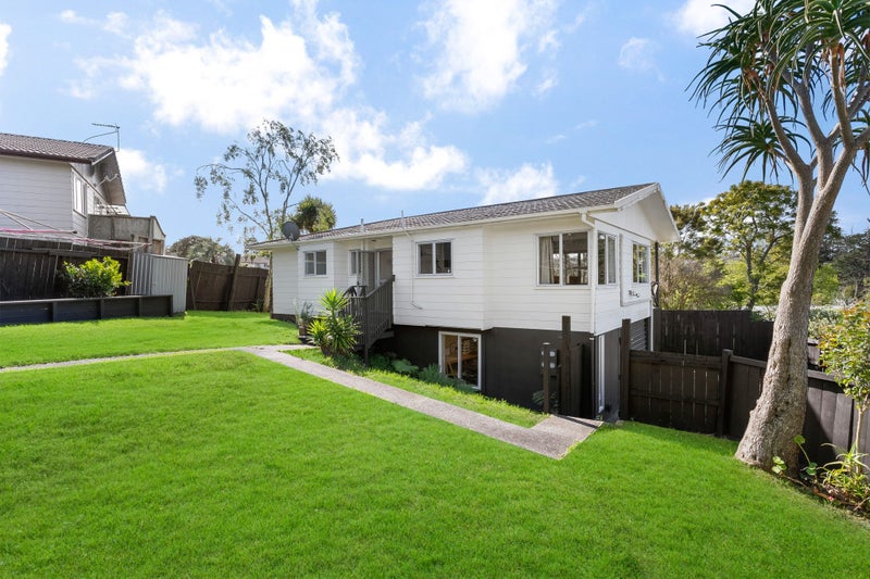 14 Aldern Road, Massey, Auckland - Carousel 2