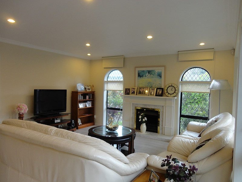 2/9 Glenbrook Street, Remuera, Auckland - Carousel 2