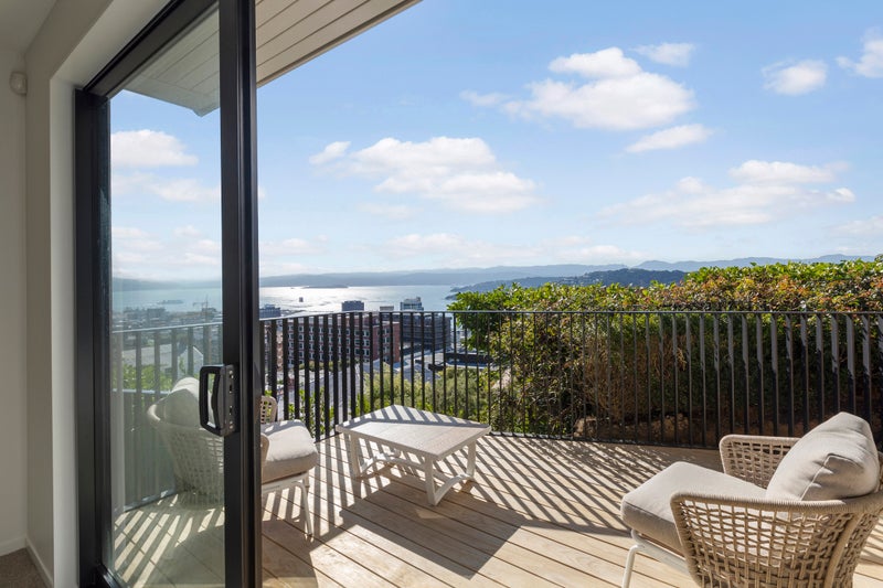 3/36 Central Terrace, Kelburn, Wellington - Carousel 1