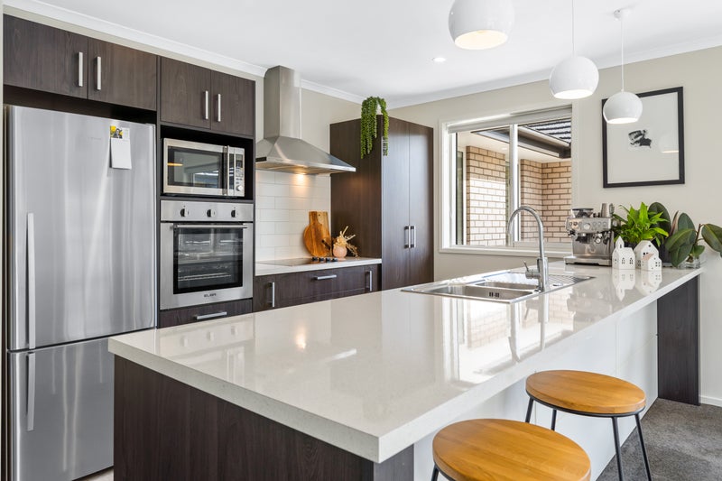 9 Captain Mitchell Drive, Opaheke, Papakura - Carousel 1