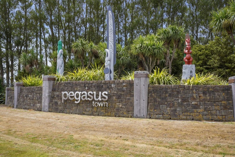 63 Mary Ellen Street, Pegasus, Pegasus - Carousel 21