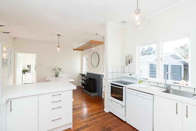 14A Galloway Street, Hamilton East, Hamilton - Carousel 2