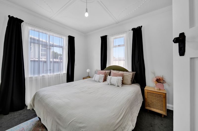 21 Doone Street, Lynmouth, New Plymouth - Carousel 4