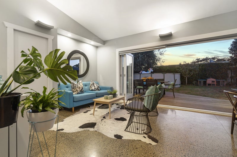 5 Carrie Street, Sandringham, Auckland - Carousel 35