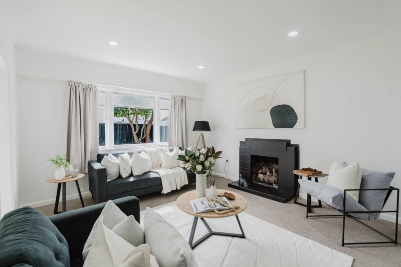 35 Lake Crescent, Hamilton Lake, Hamilton - Carousel 2