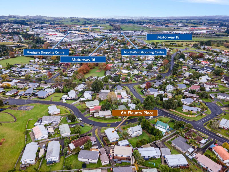 1/6 Flaunty Place, West Harbour, Auckland - Carousel 1