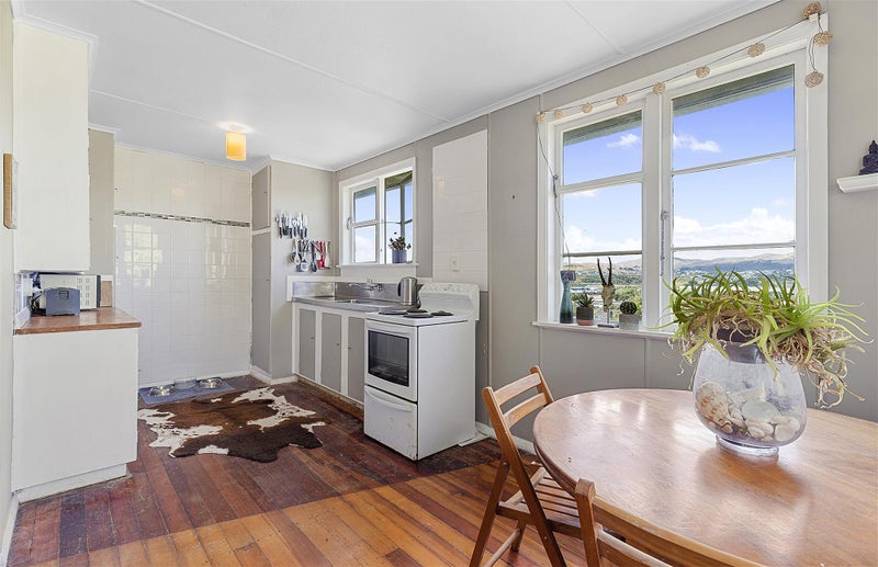 58 Kotuku Street, Elsdon, Porirua - Carousel 23