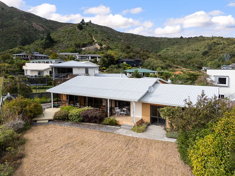106 Moana View Road, Waikawa, Picton - Carousel 2