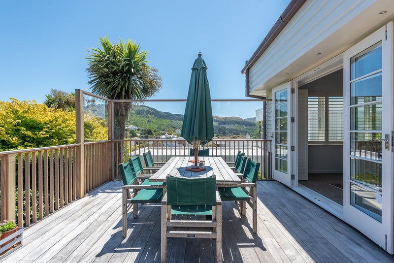 8 Burn St, Karori, Wellington - Carousel 2