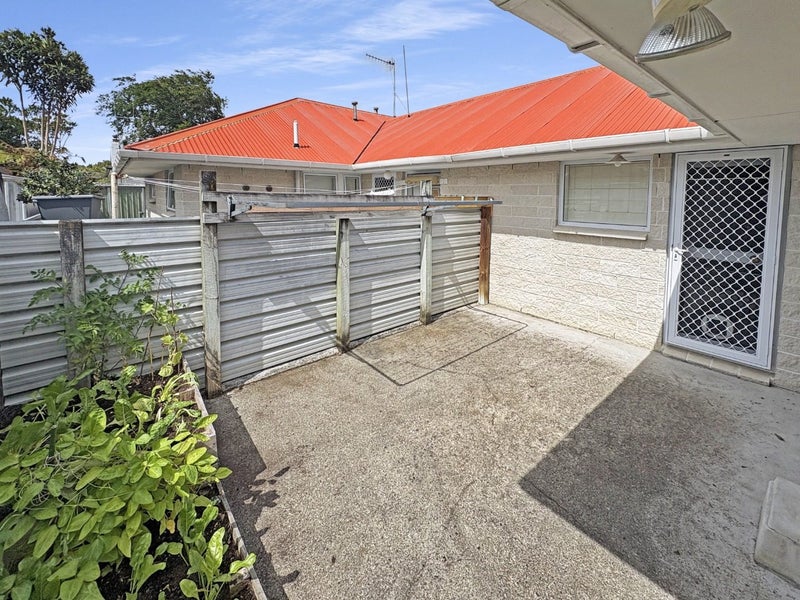 1A Hendon Place, West End, Palmerston North - Carousel 9