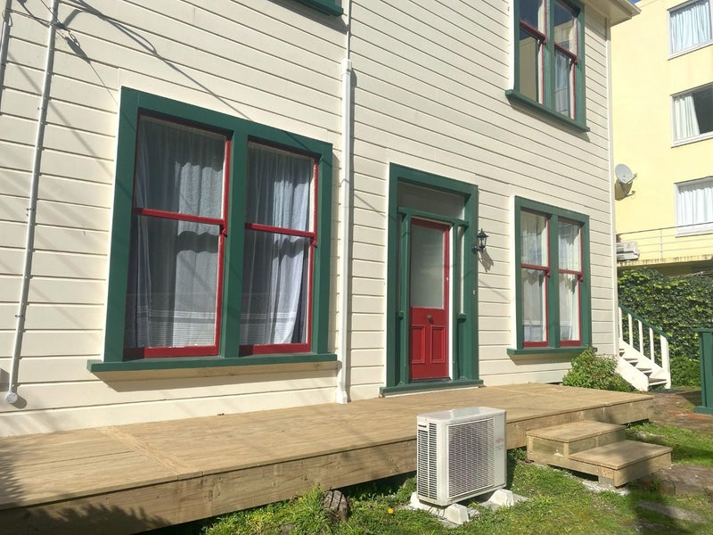 129 Glenmore Street, Kelburn, Wellington - Carousel 2