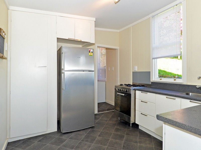 60 South Road, The Glen, Dunedin - Carousel 2