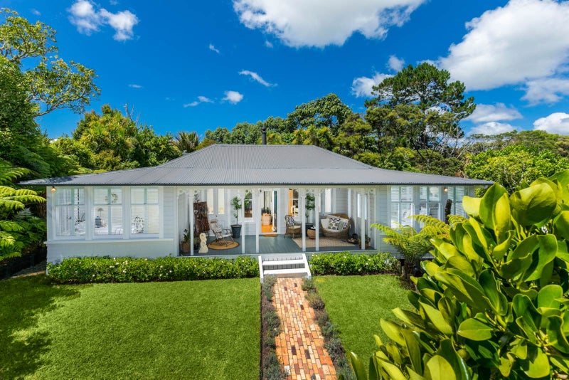 30 Outlook Road, Greenhithe, Auckland - Carousel 21