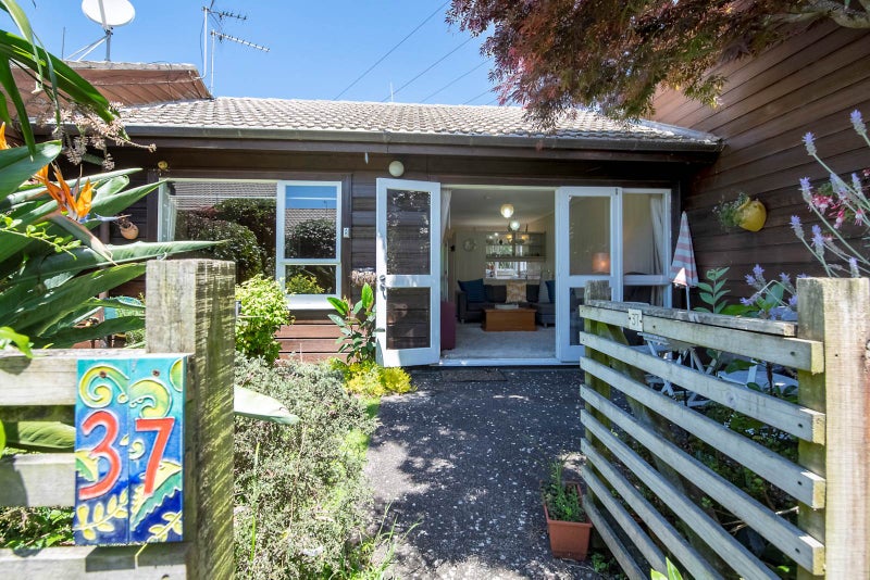 37/15 Puriri Street, Takapuna, Auckland - Carousel 2