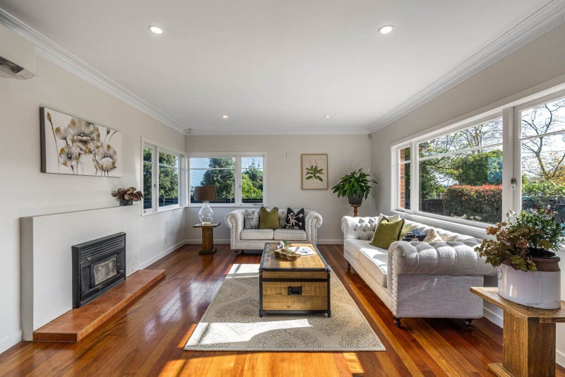 22 Cliff Road, Papakura, Papakura - Carousel 1