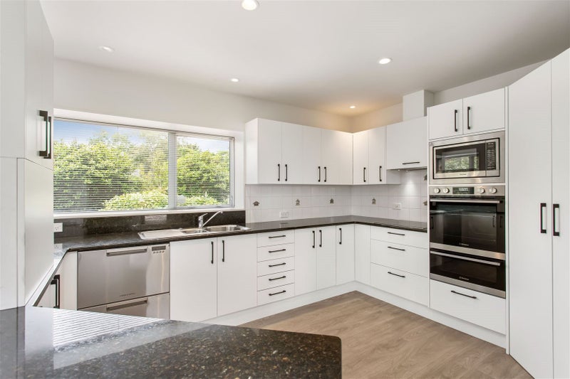 9 Kilmuir Lane, Harewood, Christchurch - Carousel 2