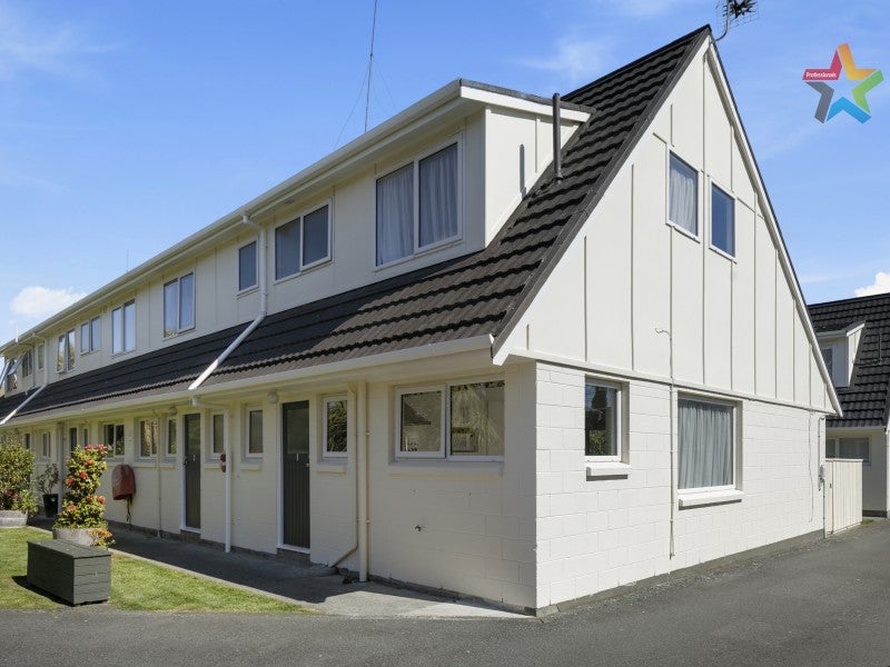 1/14 Mudie Street, Alicetown, Lower Hutt - Carousel 15