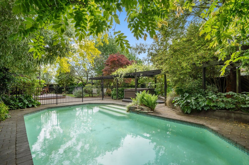 16 Felstead Place, Avonhead, Christchurch - Carousel 2