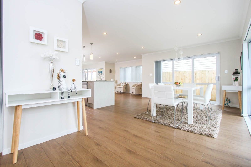 14 Tarapiroe Avenue, Takanini, Auckland - Carousel 2