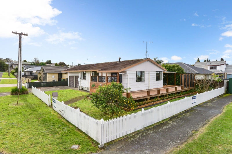 2A Rose Street, Maeroa, Hamilton - Carousel 2