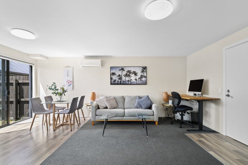 1/120 Stanmore Road, Linwood, Christchurch - Carousel 1