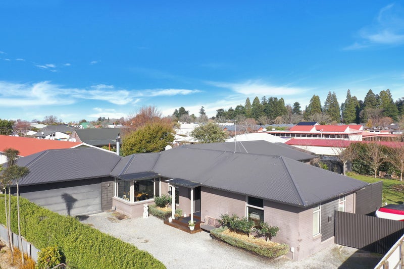 7 Middle Road, Allenton, Ashburton - Carousel 2