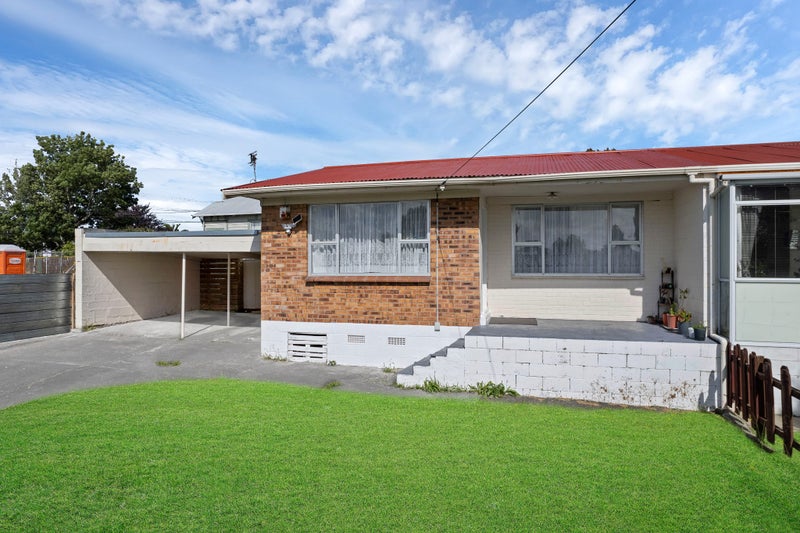 2A Barbary Avenue, Kelston, Auckland - Carousel 1