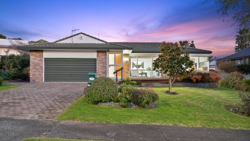 13 Kuripaka Crescent, The Gardens, Auckland - Carousel 1