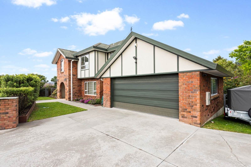 27 Oakpark Place, West Harbour, Auckland - Carousel 2
