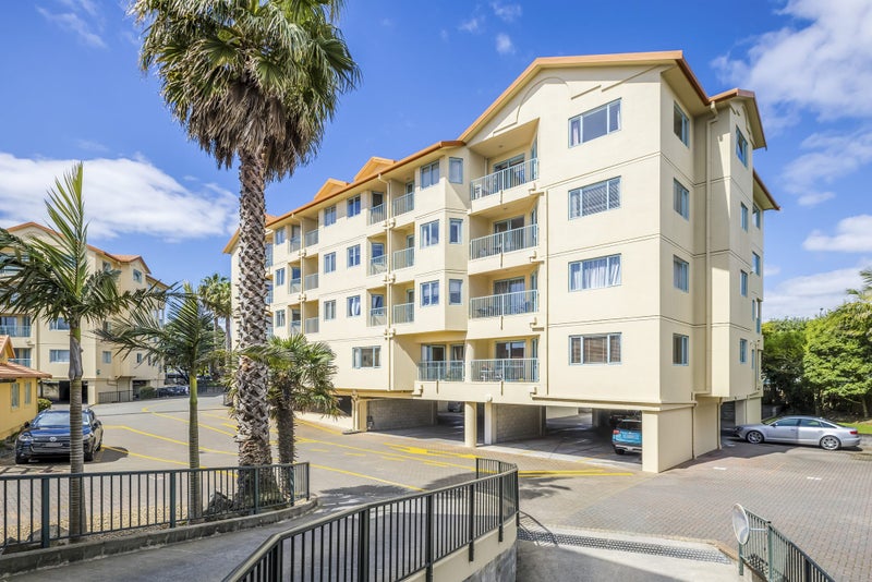 21/0 Harrison Road, Mount Wellington, Auckland - Carousel 1