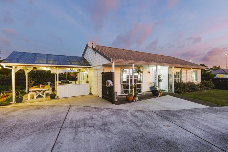21 Randwick Place, Randwick Park, Auckland - Carousel 2