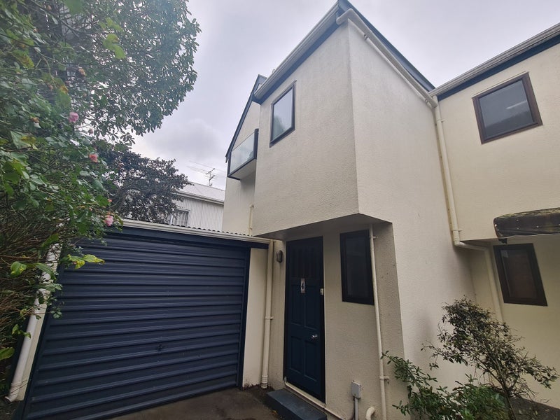 4/12 Vallance Street, Kilbirnie, Wellington - Carousel 1