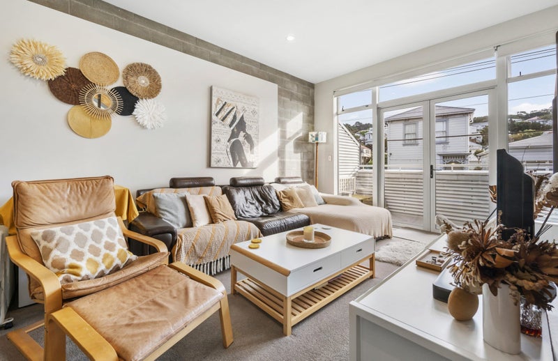 20/185 Tasman Street, Mount Cook, Wellington - Carousel 1