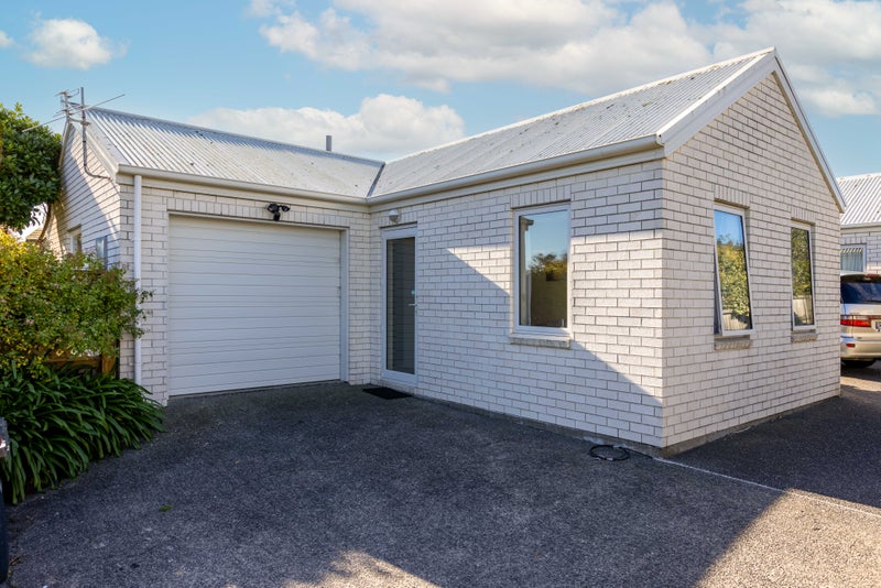 1/21 Union Street, New Brighton, Christchurch - Carousel 13