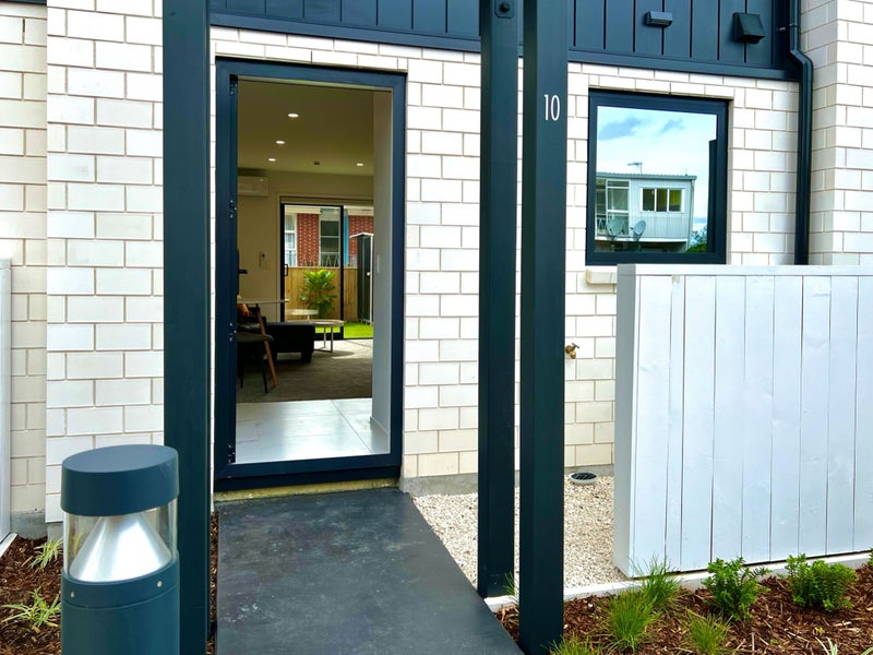 5/10 Willcott Street, Mount Albert, Auckland - Carousel 9