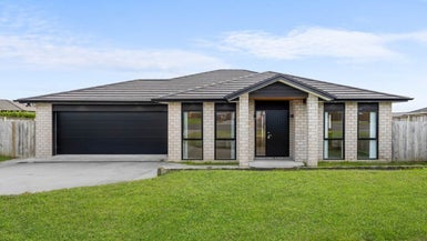 27 Kauri Drive, Takanini, Auckland - Carousel 1