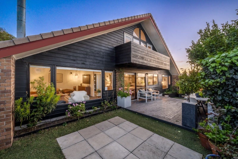 2/59 Dalwhinnie Parade, Highland Park, Auckland - Carousel 1