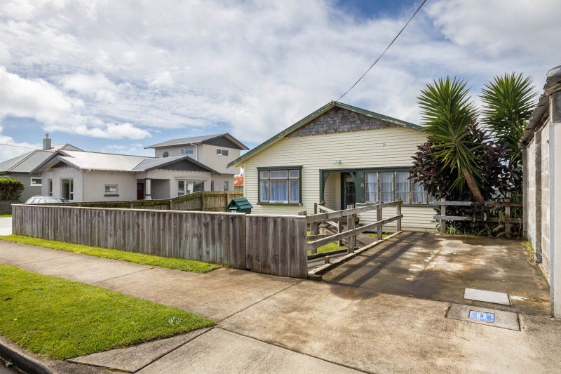 9 French Street, Moturoa, New Plymouth - Carousel 26