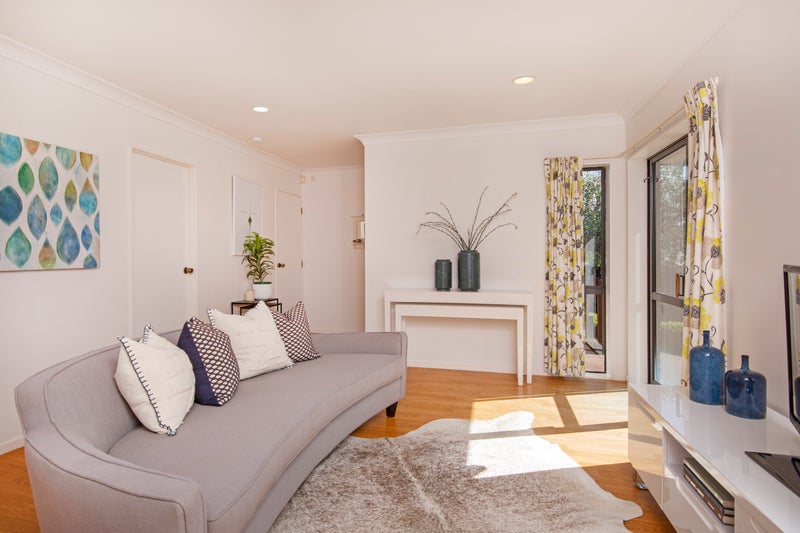 1/25 Nicholas Road, Somerville, Manukau - Carousel 2