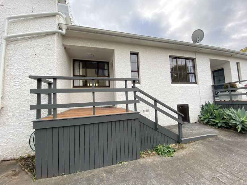 3/8 Sarawia Street, Newmarket, Auckland - Carousel 7