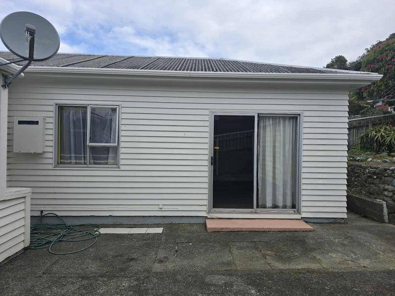 8 Phillip Street, Johnsonville, Wellington - Carousel 2