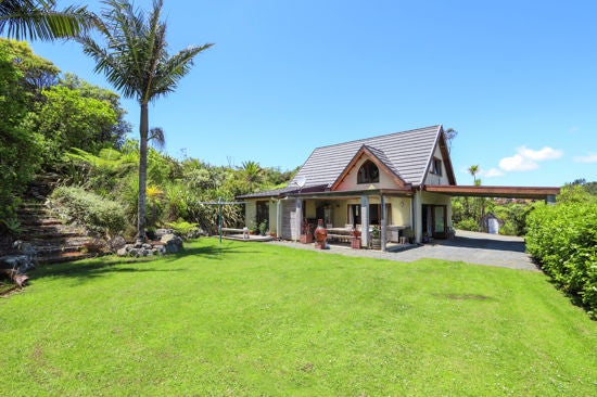 323 Govan Wilson Road, Warkworth - Carousel 1