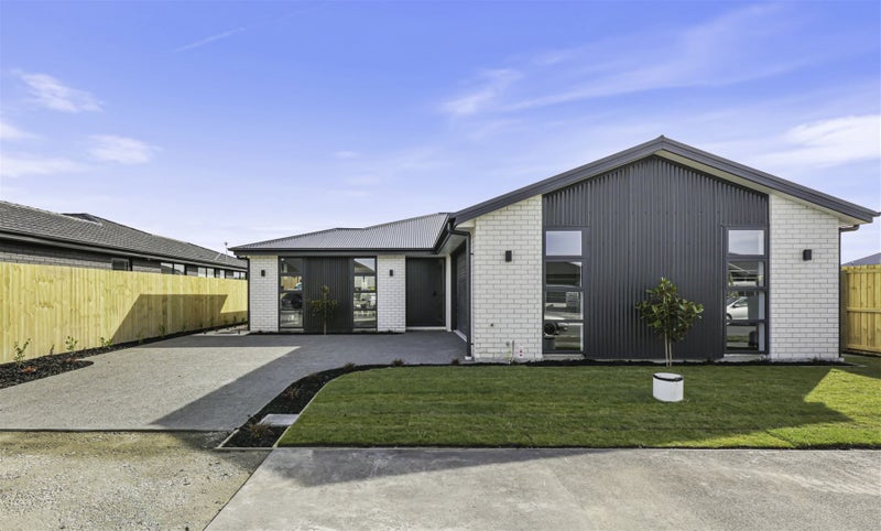 25 Selfe Crescent, Burwood, Christchurch - Carousel 2