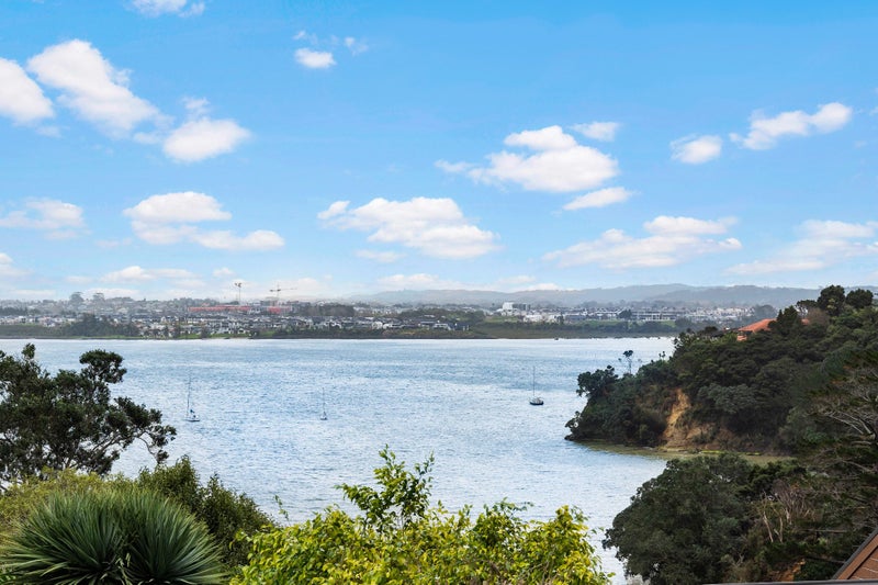 53 Island Bay Road, Beach Haven, Auckland - Carousel 27